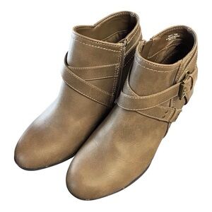 Dunes Ankle Boots